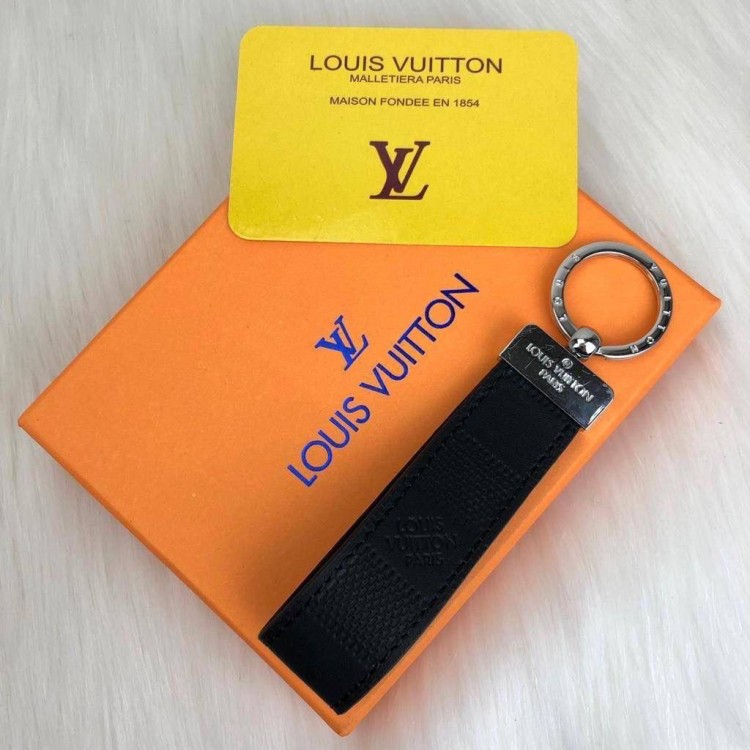 LOUİS VUİTTON DRAGONNE KEY HOLDER EMPREİNTE